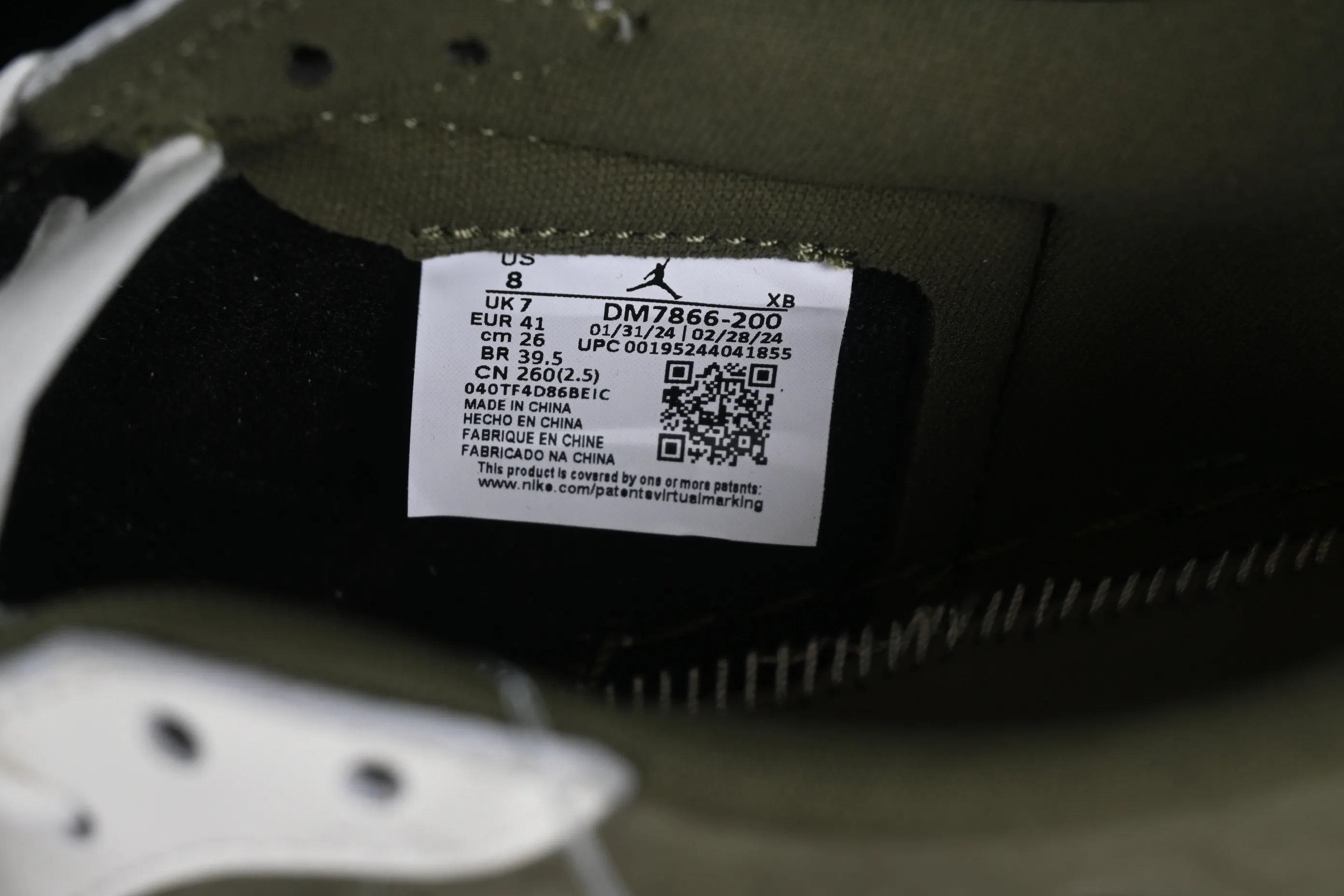 All categories Air Jordan Jordan series basketball shoes Air Jordan 1 Low foreign trade version Travis Scott x Air Jordan 1 Low OG AJ1 Joe 1 undercut low DM7866-200